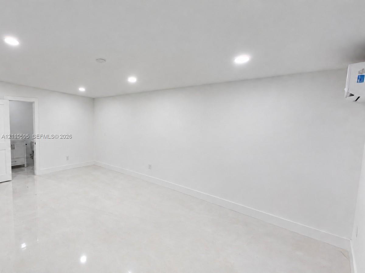 2125 Nw 158th Street Property Photo 21