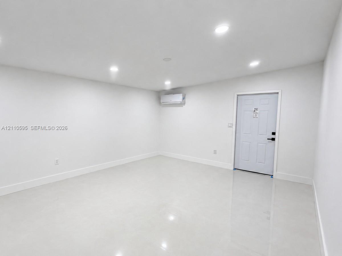 2125 Nw 158th Street Property Photo 23