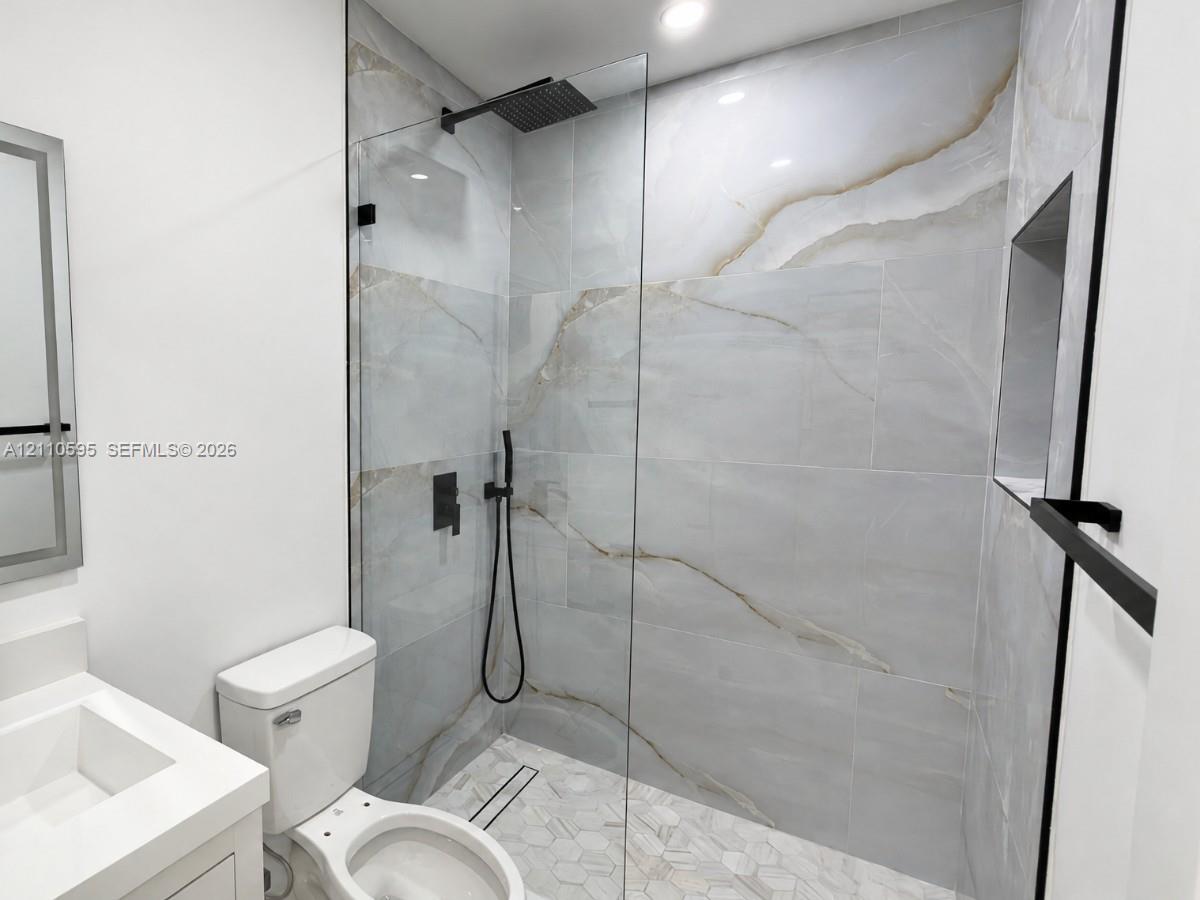 2125 Nw 158th Street Property Photo 28