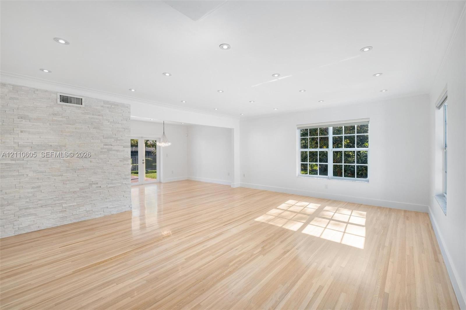 11401 Sw 72nd Place Property Photo 13