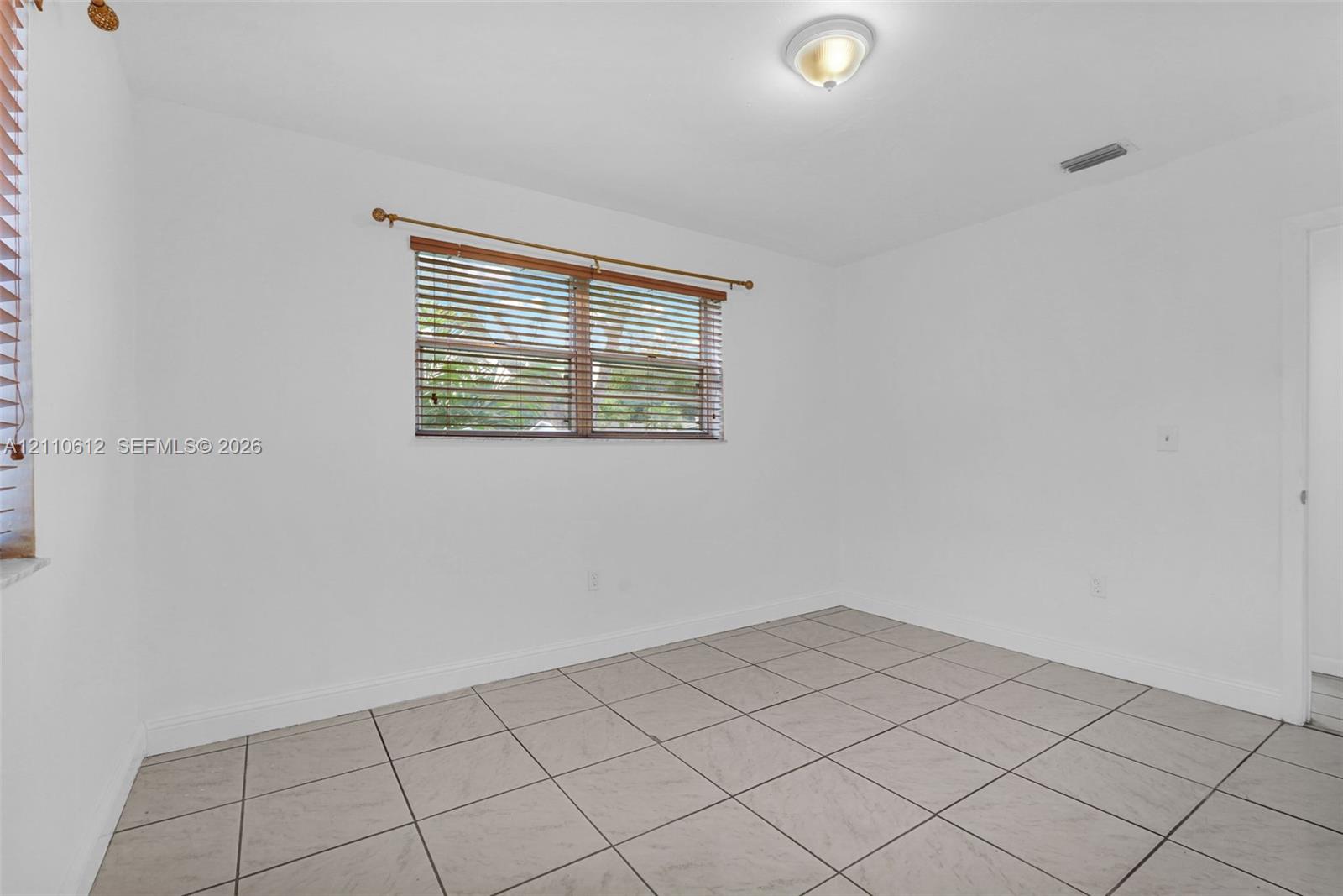2311 Nw 140th Street Property Photo 34