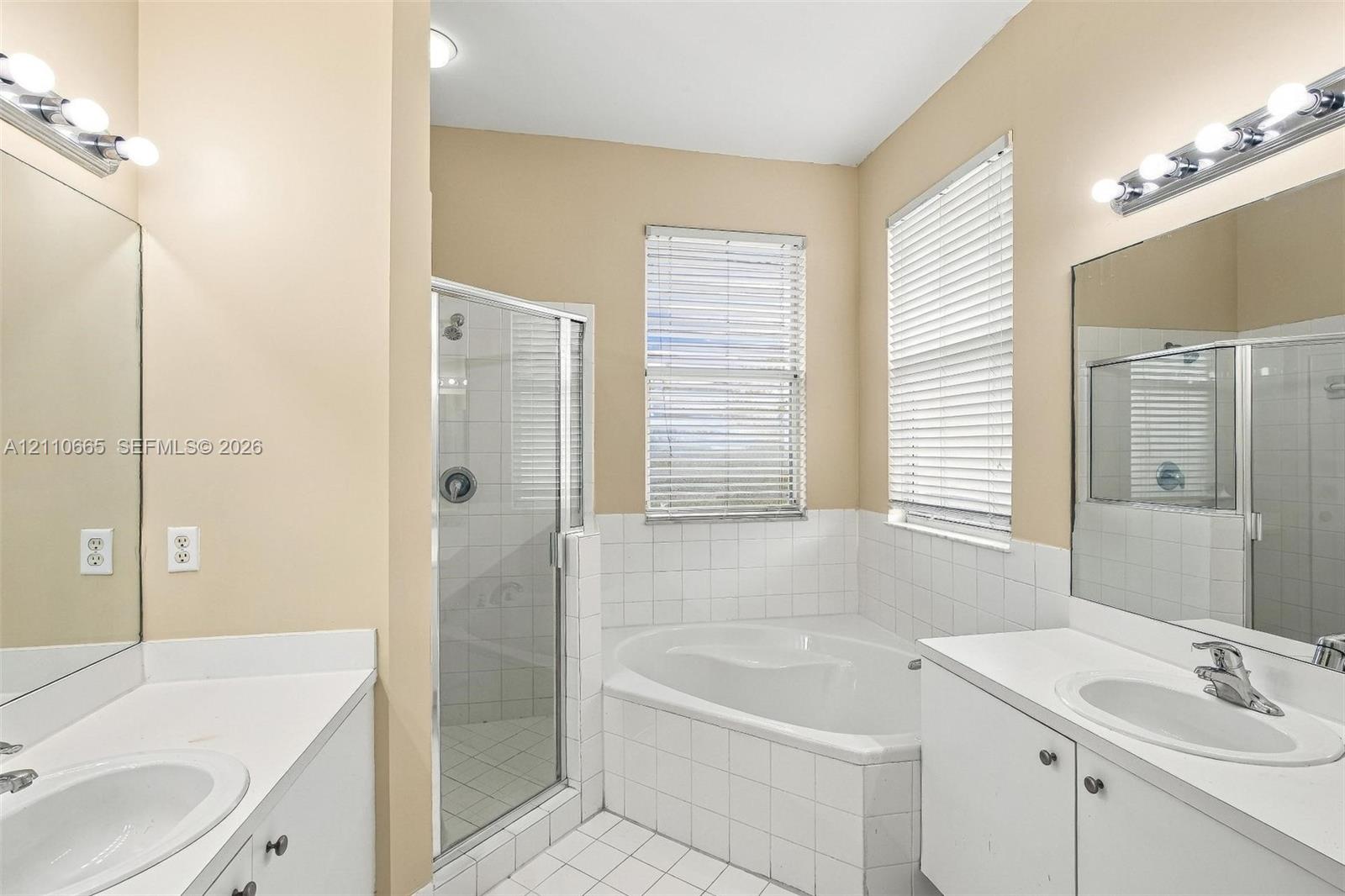 1485 Ne 40th Road Property Photo 17