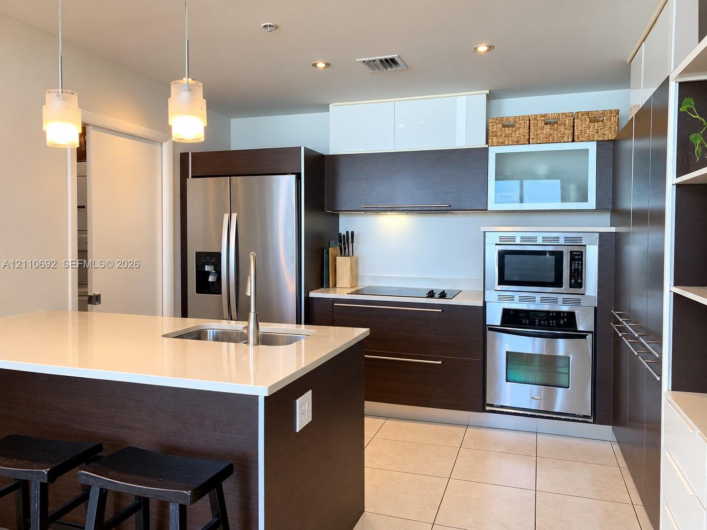 1900 N Bayshore Drive 3012 Property Photo 6