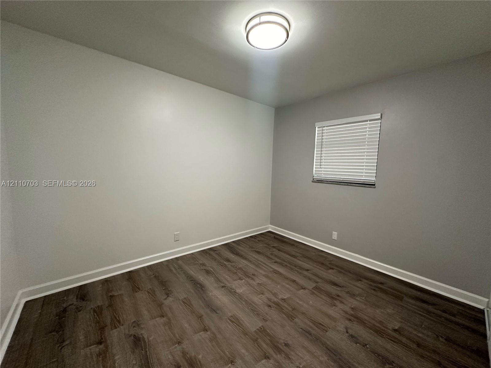 2705 Ne 9th Avenue 207 Property Photo 11