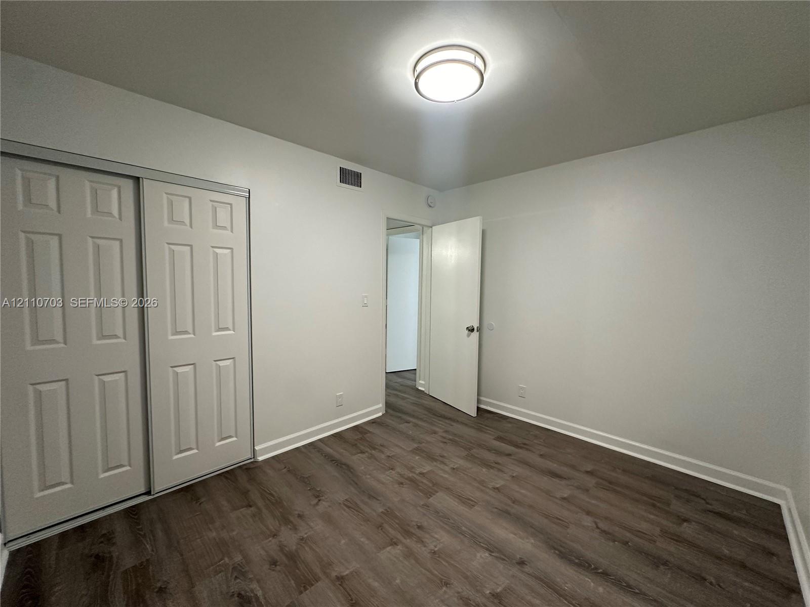 2705 Ne 9th Avenue 207 Property Photo 12