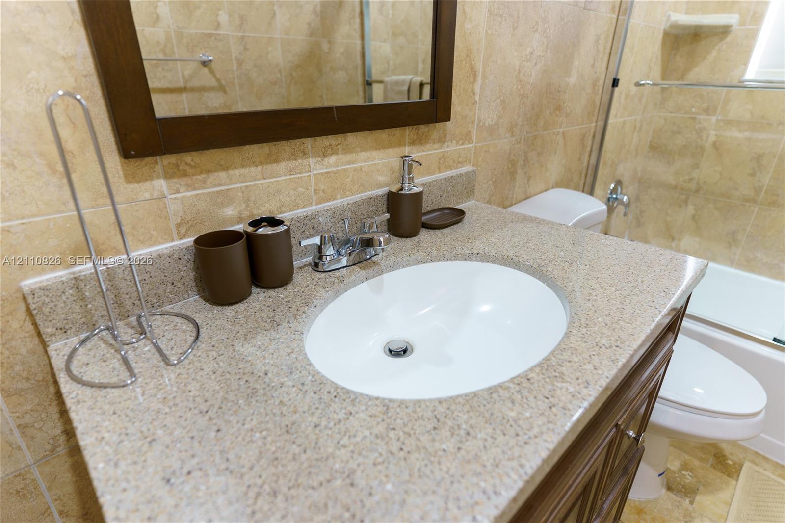 7833 Madeira Street Property Photo 18