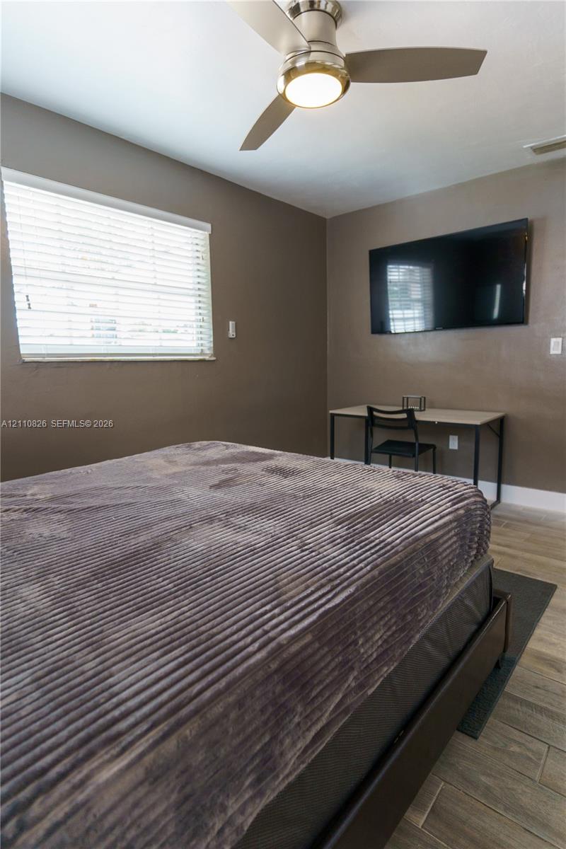 7833 Madeira Street Property Photo 25