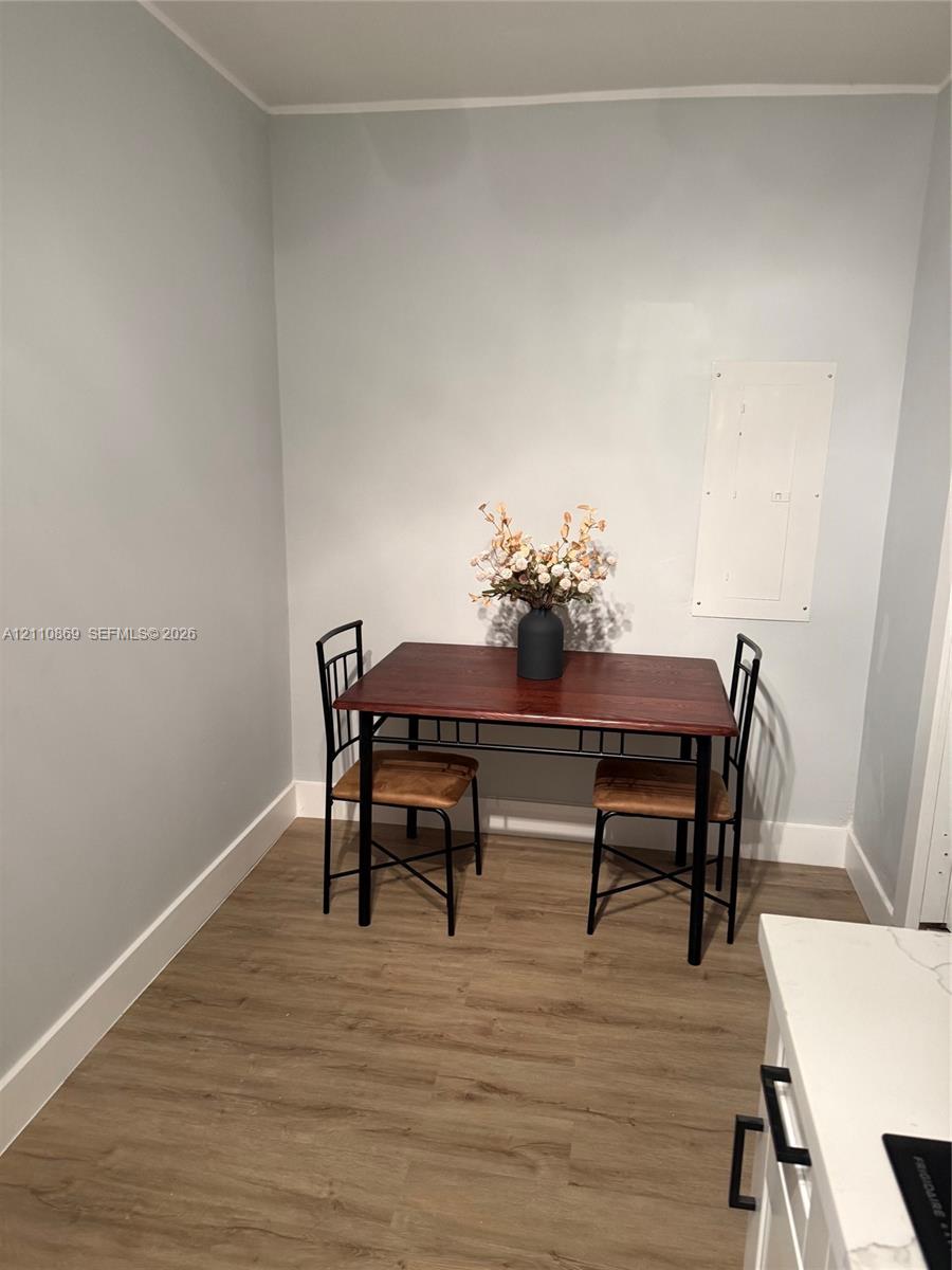 A12110869 Property Photo 4