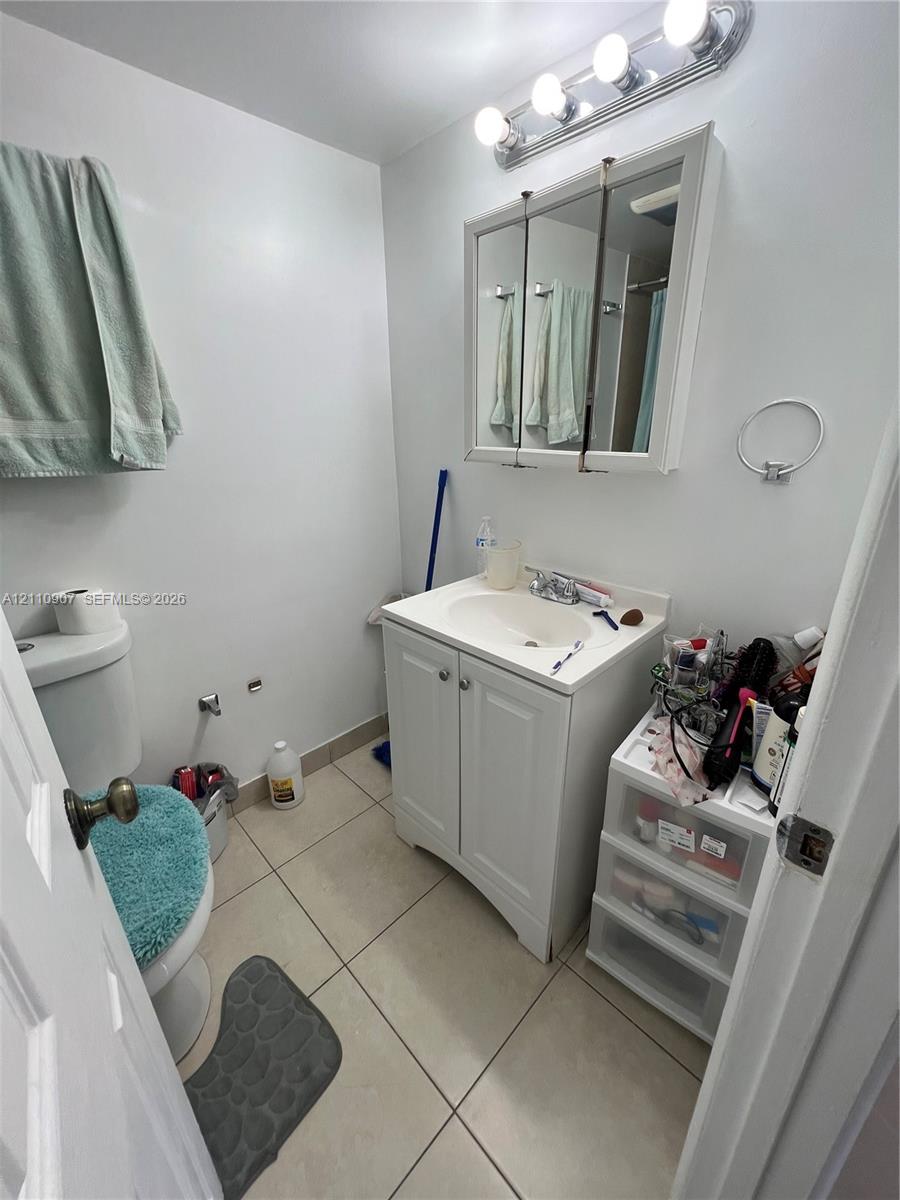 9240 Fontainebleau Boulevard 207 Property Photo 6