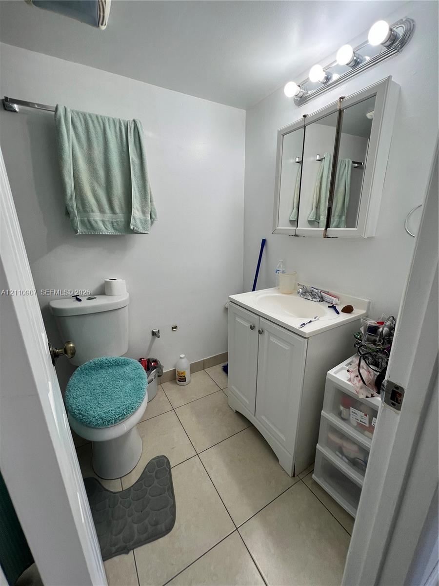 9240 Fontainebleau Boulevard 207 Property Photo 8