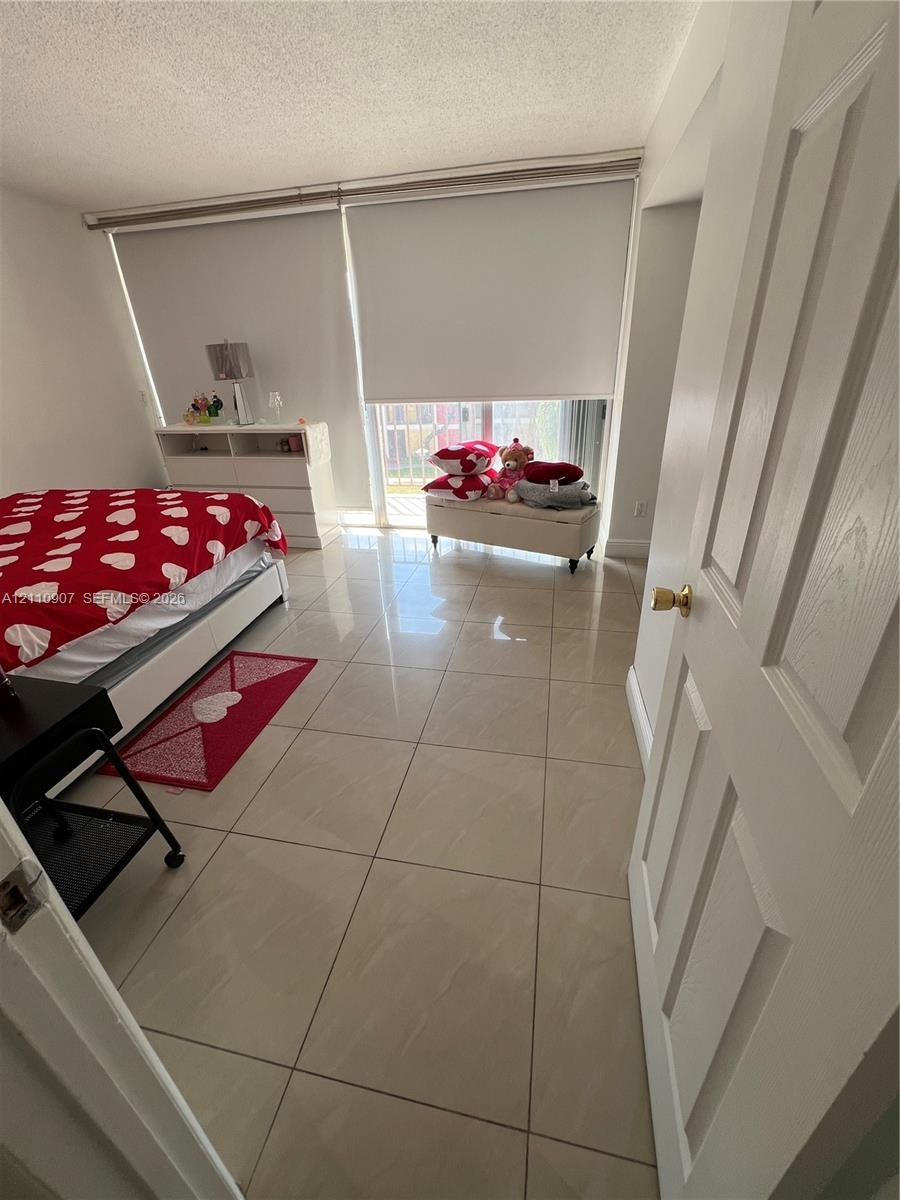 9240 Fontainebleau Boulevard 207 Property Photo 12
