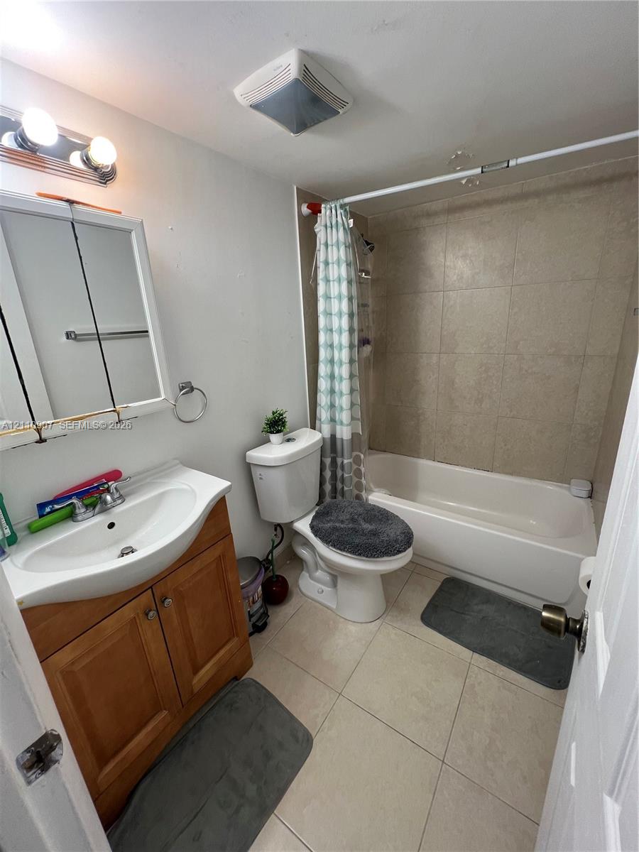 9240 Fontainebleau Boulevard 207 Property Photo 14