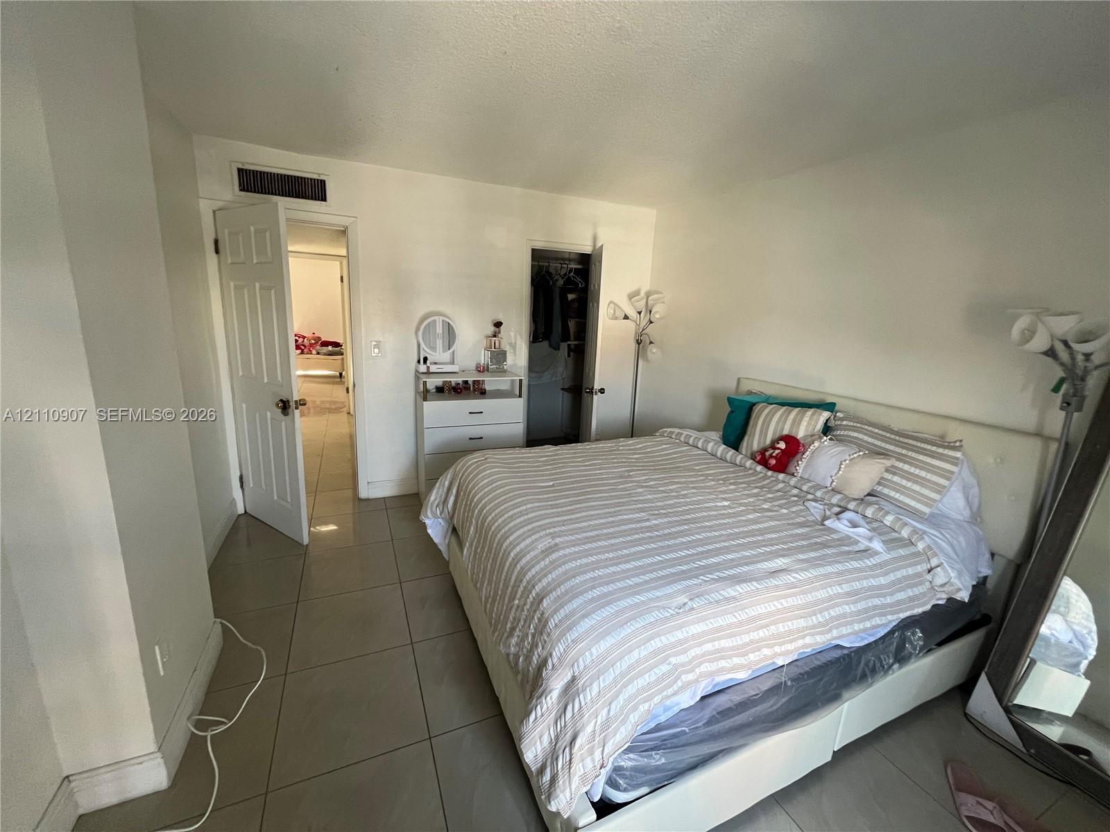 9240 Fontainebleau Boulevard 207 Property Photo 17