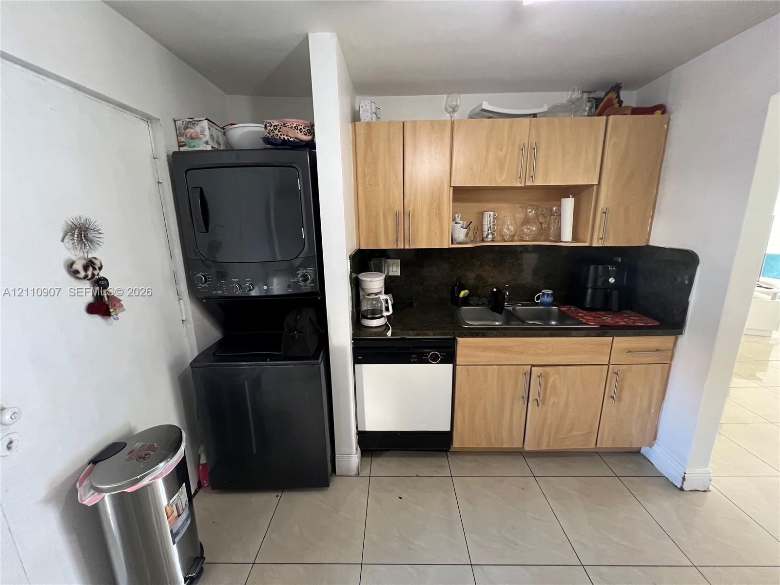 9240 Fontainebleau Boulevard 207 Property Photo 24