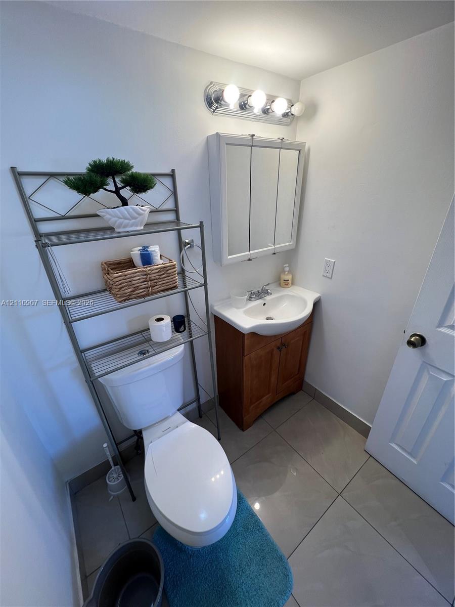 9240 Fontainebleau Boulevard 207 Property Photo 31