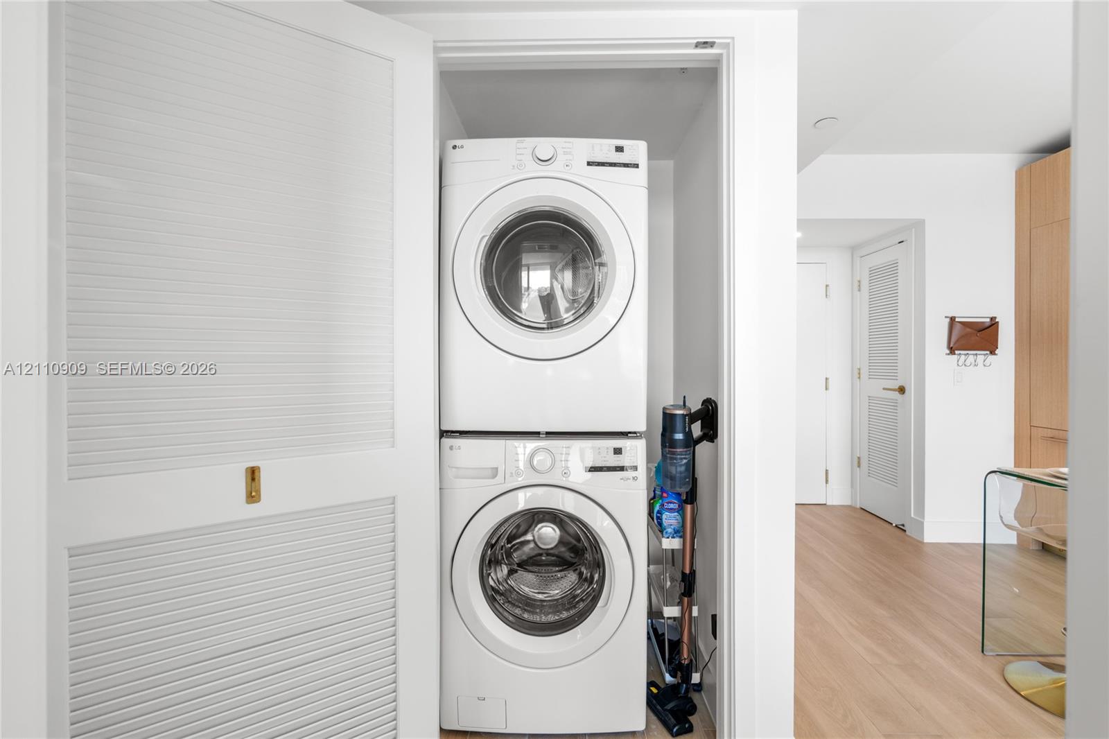 90 Ne 32 727 Property Photo 24