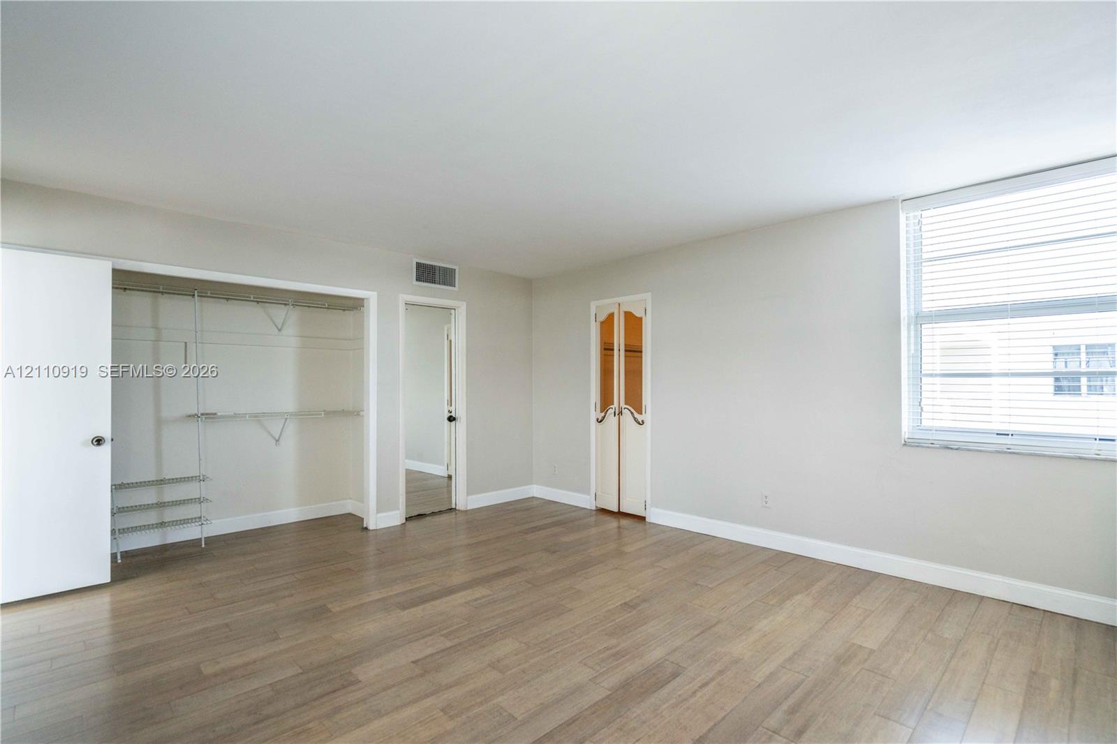 9500 W Bay Harbor Drive 7d Property Photo 17