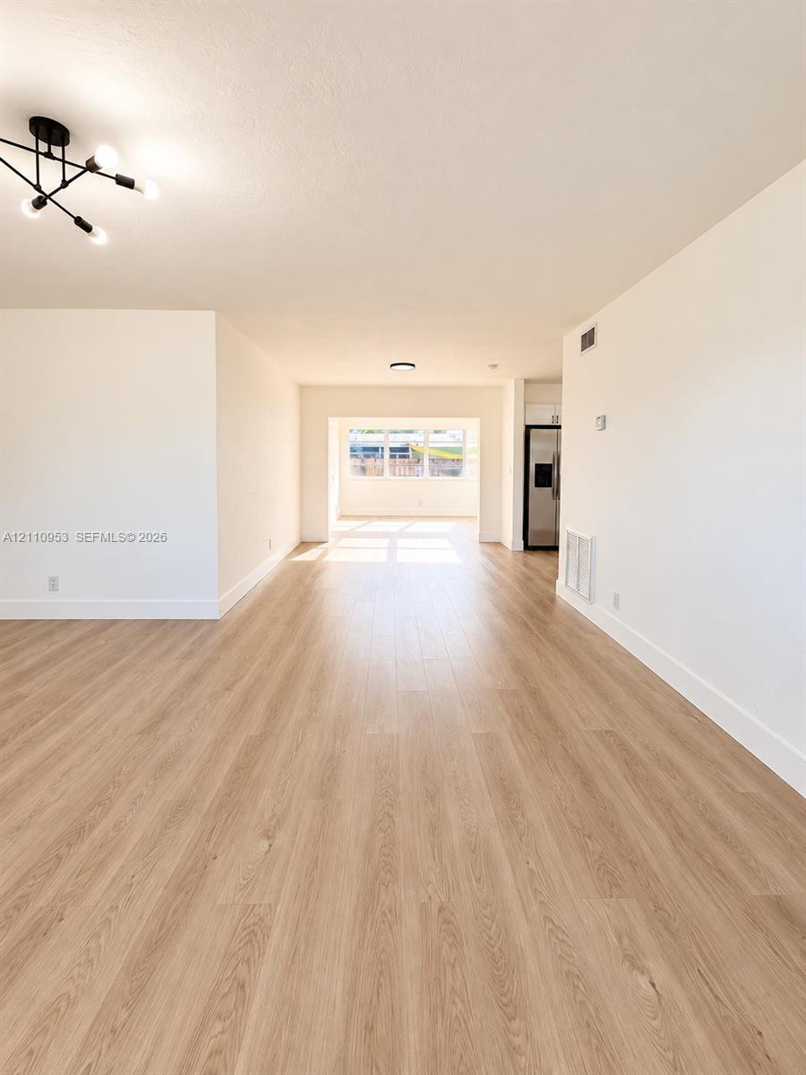 420 Sw 71st Way Property Photo 5