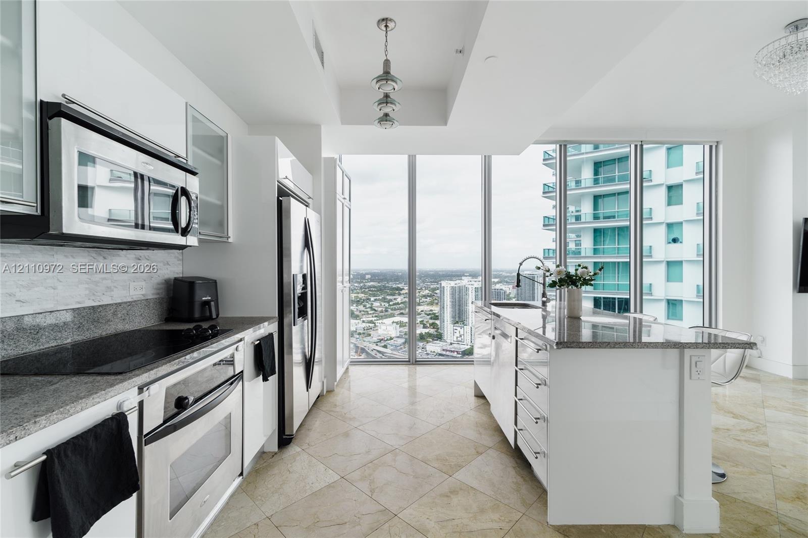 888 Biscayne Boulevard 4712 Property Photo 11