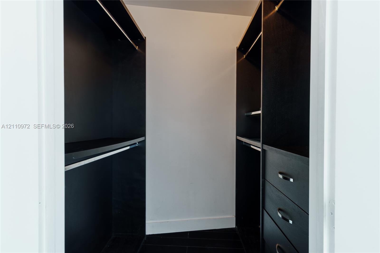888 Biscayne Boulevard 4712 Property Photo 27