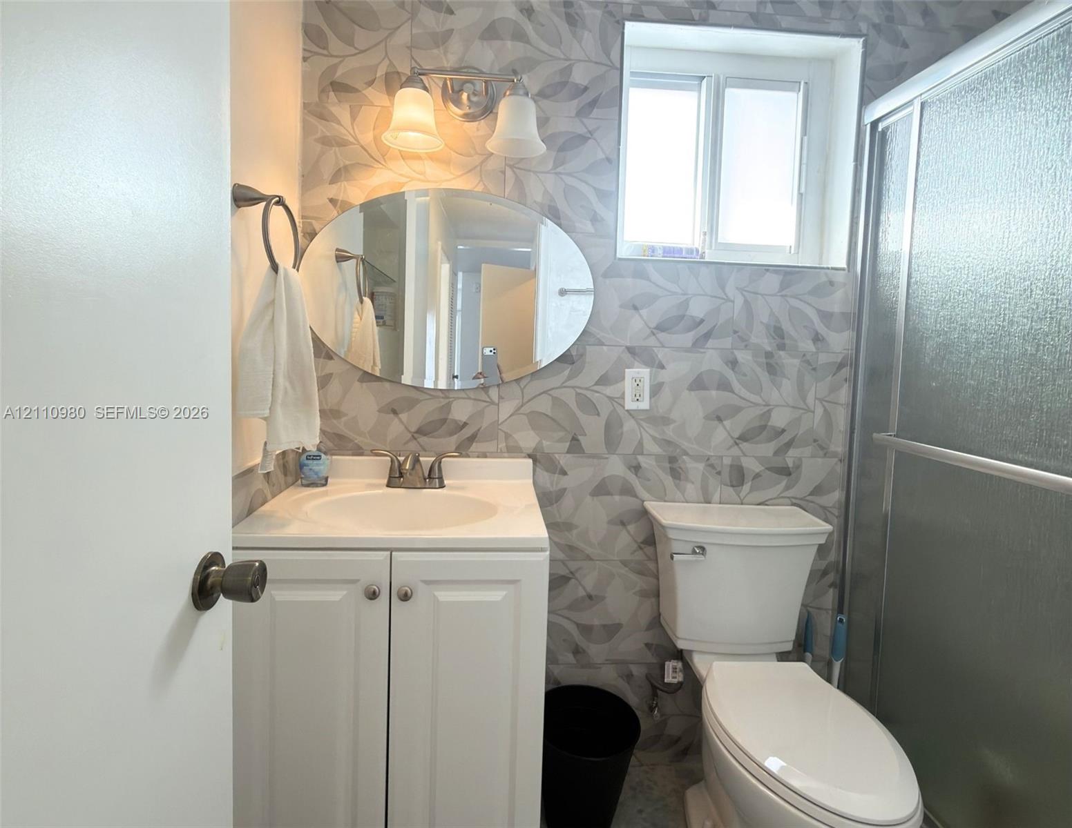 1719 Wiley Street 10 Property Photo 8