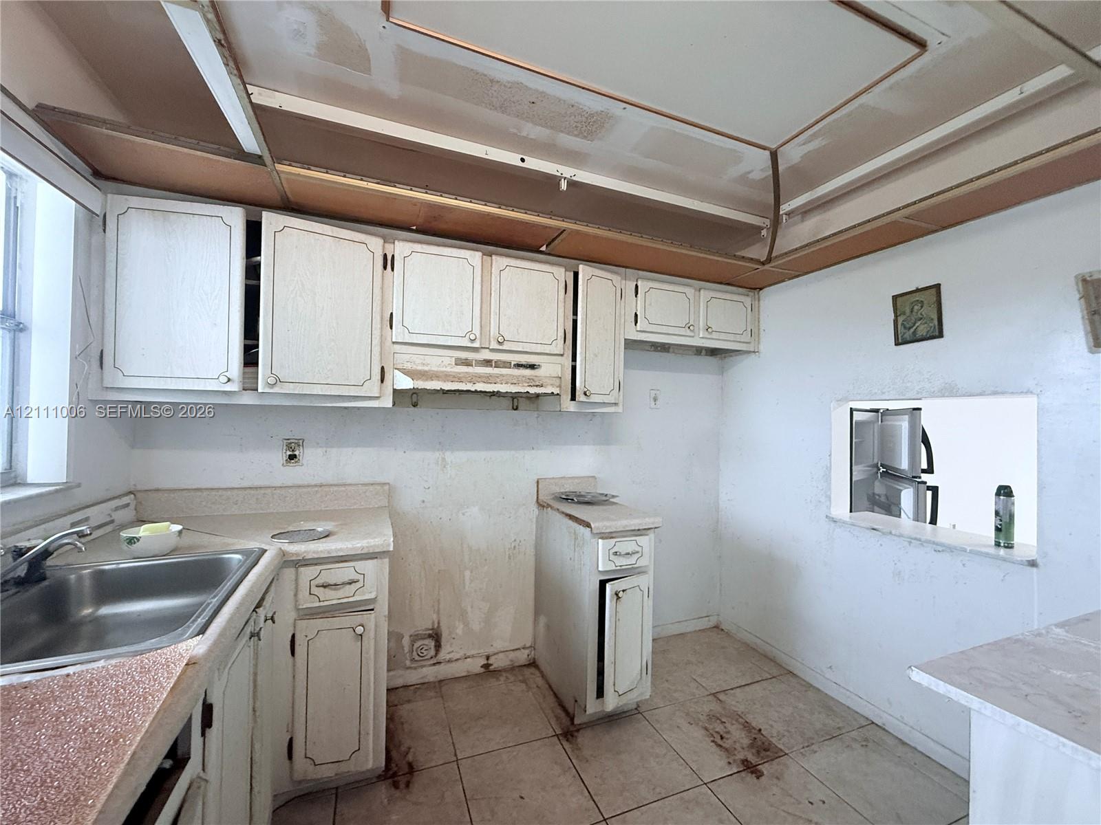 8600 Sunrise Lakes Boulevard 312 Property Photo 1
