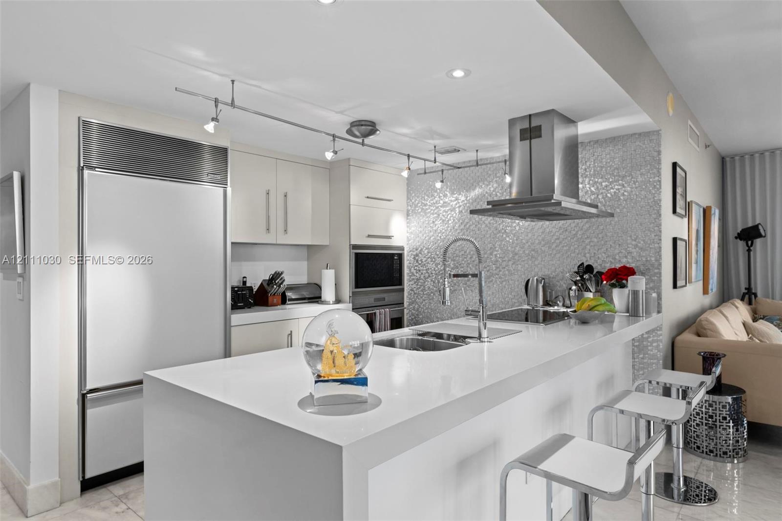 495 Brickell Avenue 501 Property Photo 7