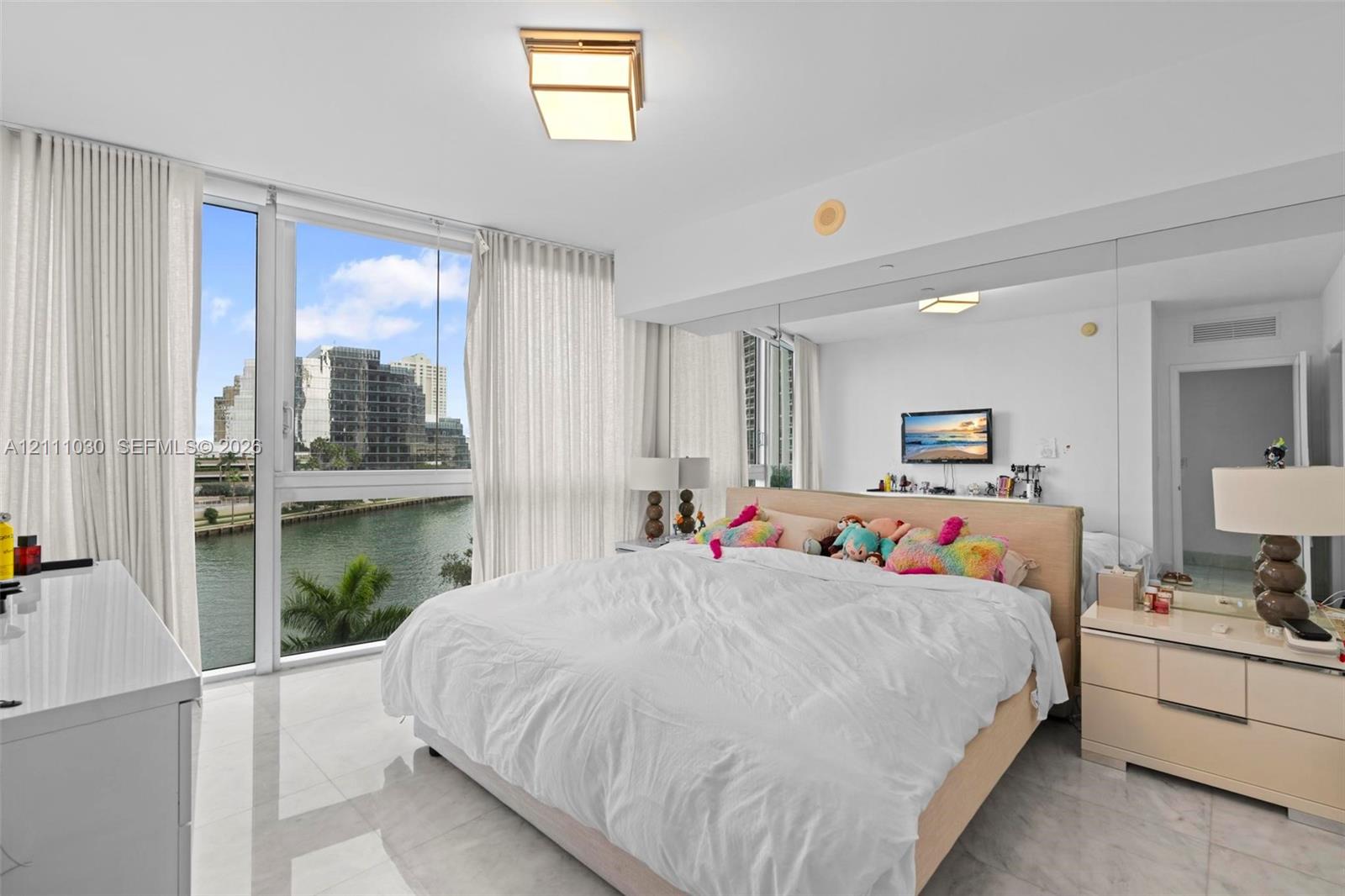 495 Brickell Avenue 501 Property Photo 13