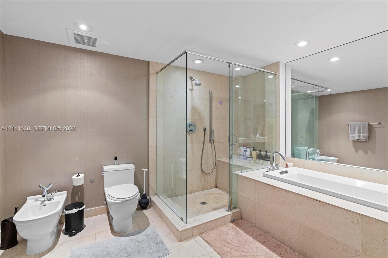 495 Brickell Avenue 501 Property Photo 19