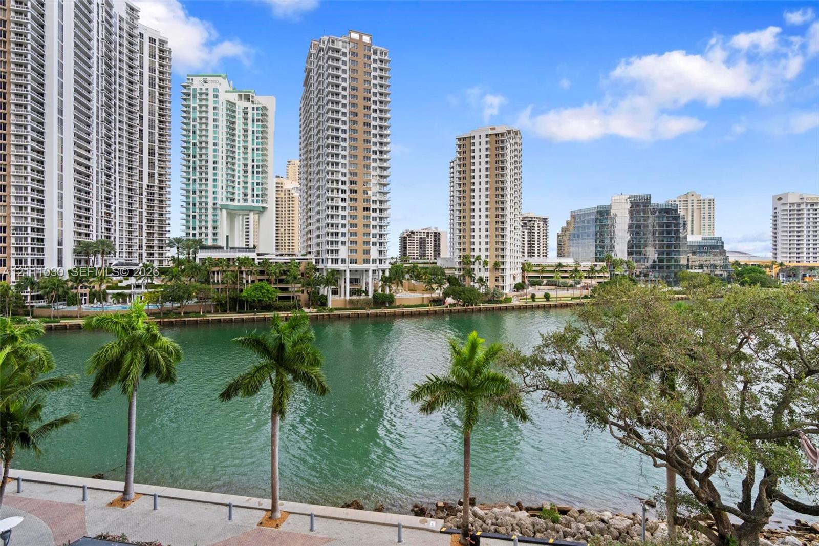 495 Brickell Avenue 501 Property Photo 21