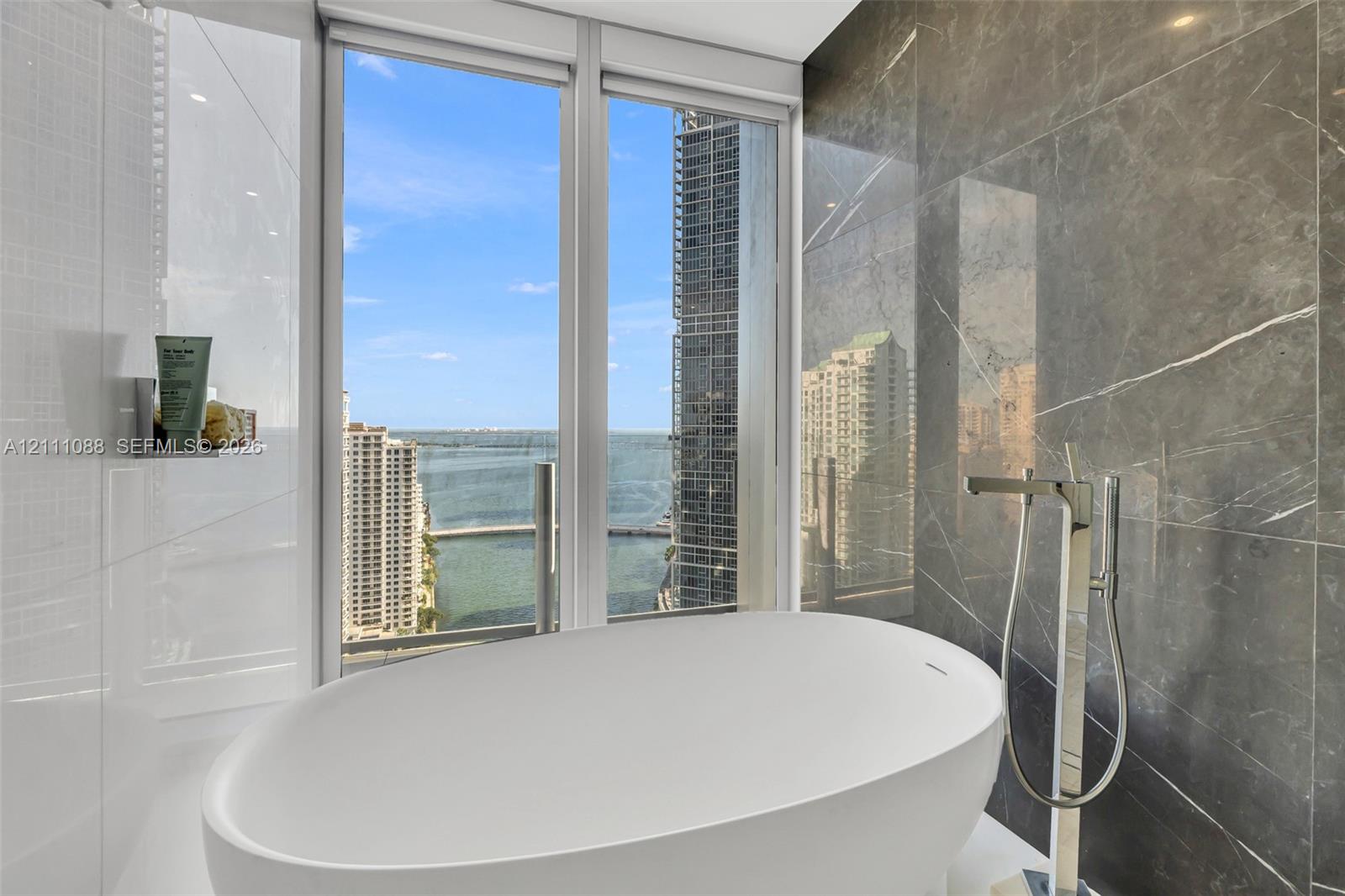 300 Biscayne Boulevard Way 3103c Property Photo 37