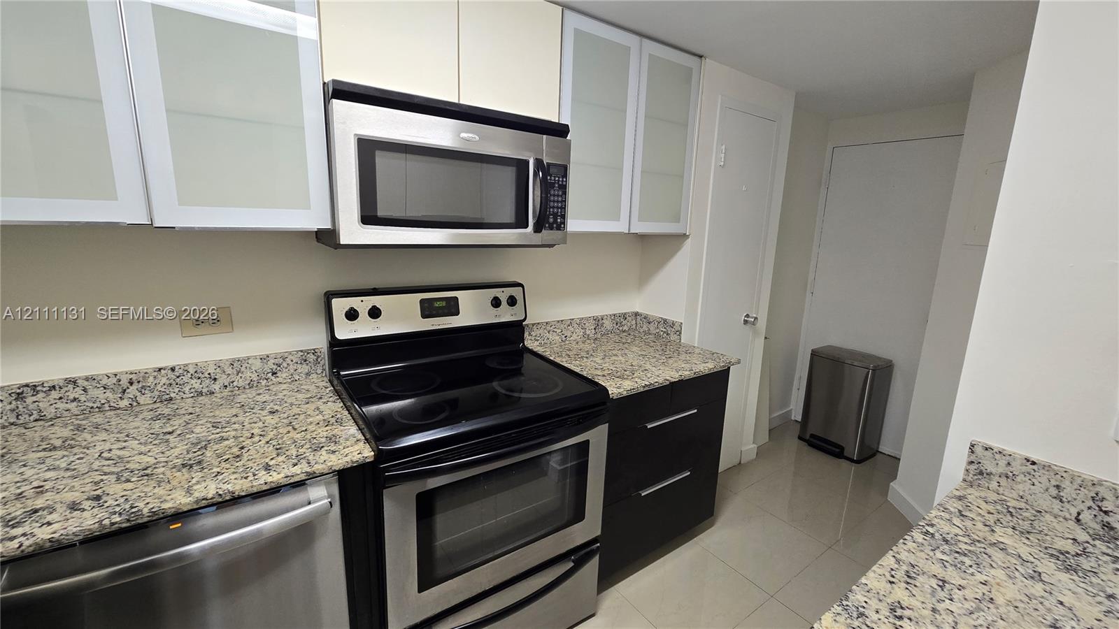 999 Brickell Bay Drive 2006 Property Photo 1