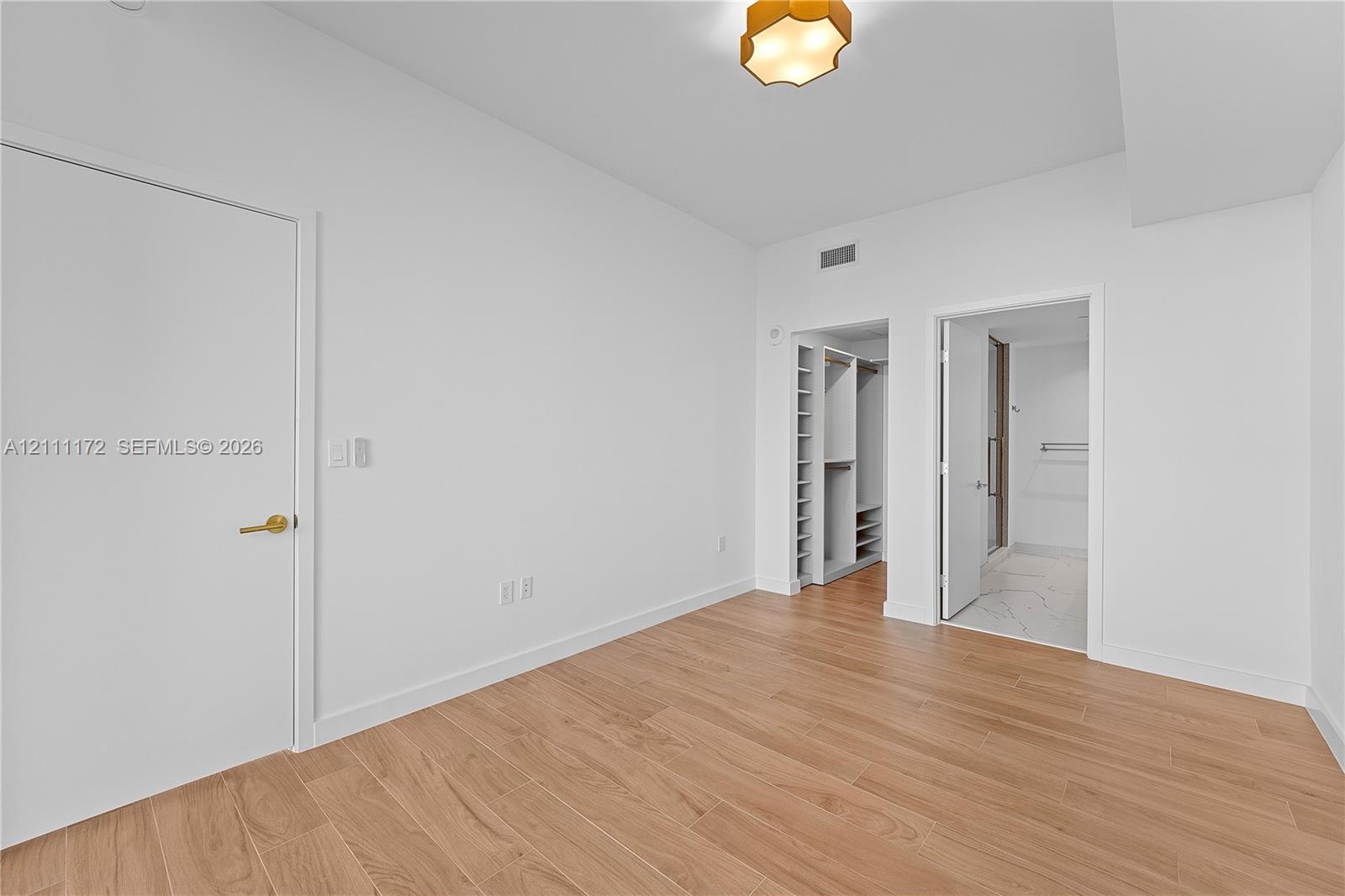 2678 Tigertail Avenue 1203 Property Photo 9