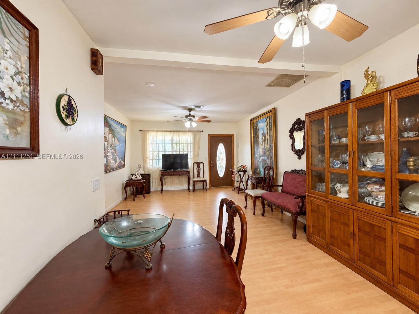 201 Nw 61st Avenue Property Photo 6