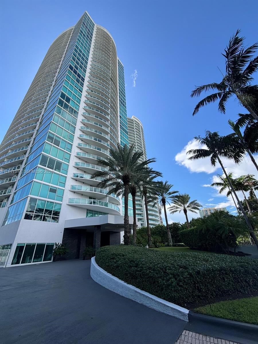 2101 Brickell Avenue 711 Property Photo 1