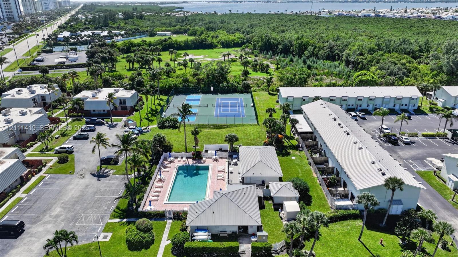 9423 S Ocean Drive 80 Property Photo 37