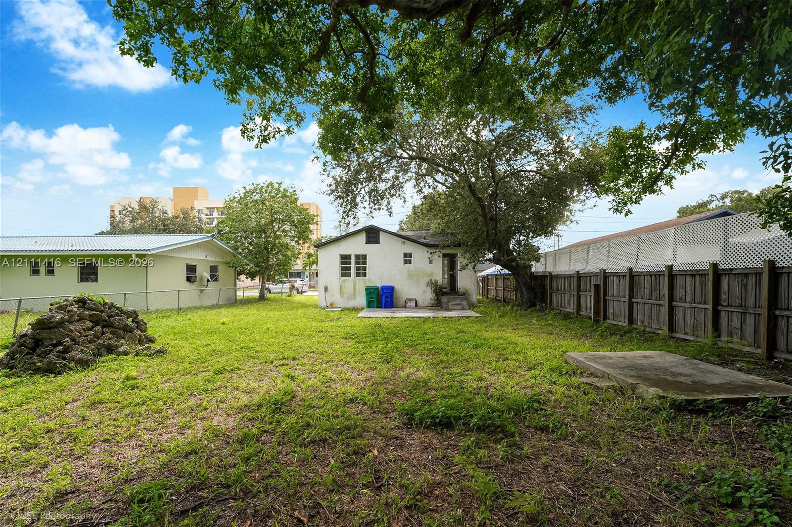 1053 Nw 55th Street Property Photo 6