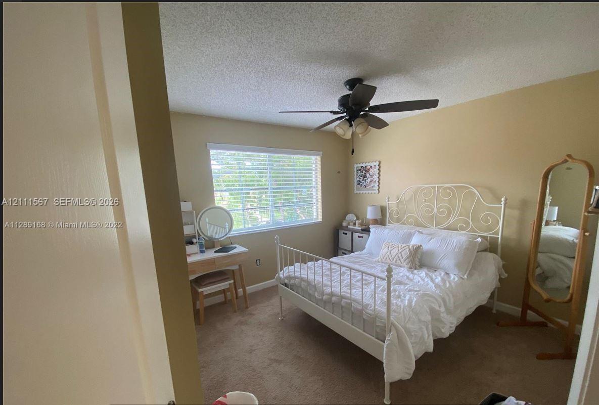 21514 Sw 90th Avenue Property Photo 4