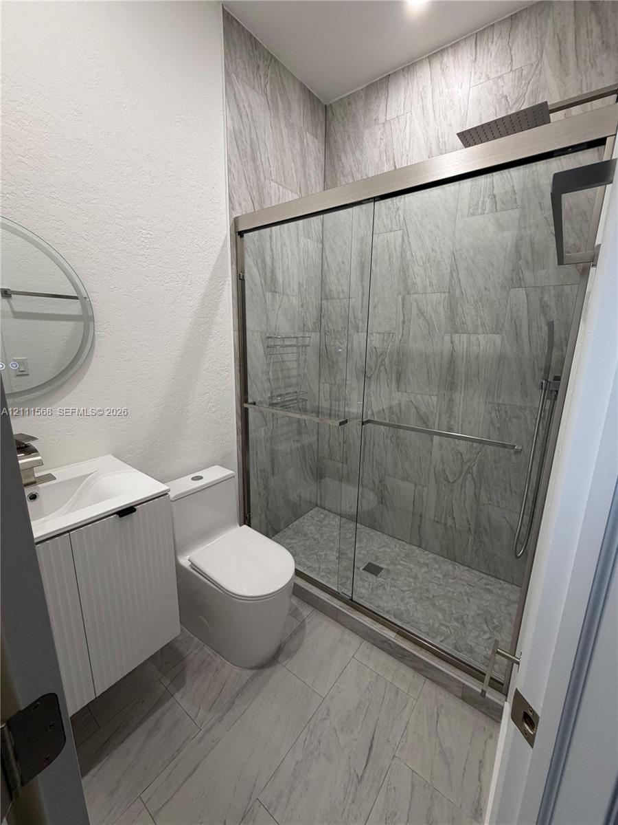 A12111568 Property Photo 11