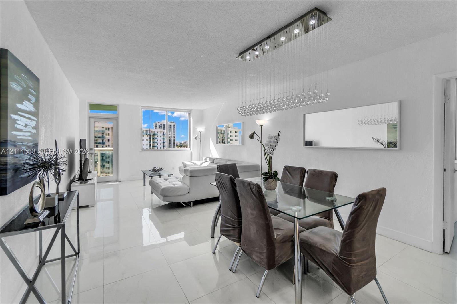 19370 Collins Avenue 1516 Property Photo 1