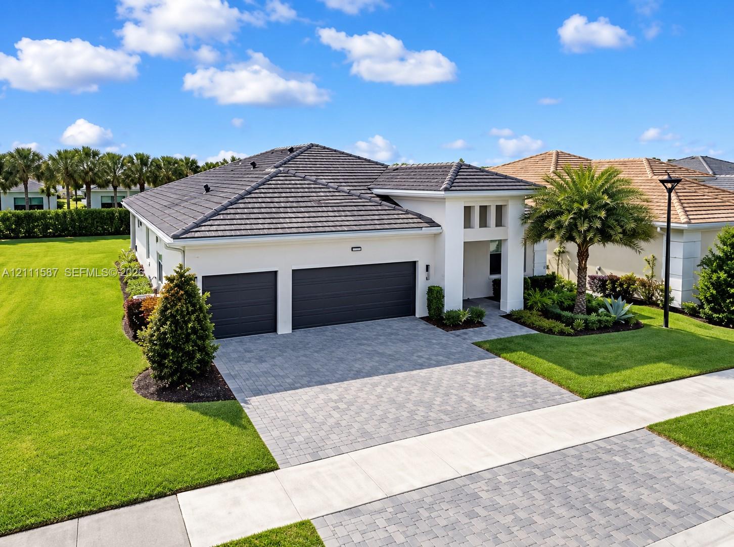 5364 Siesta Key Lane Property Photo 1