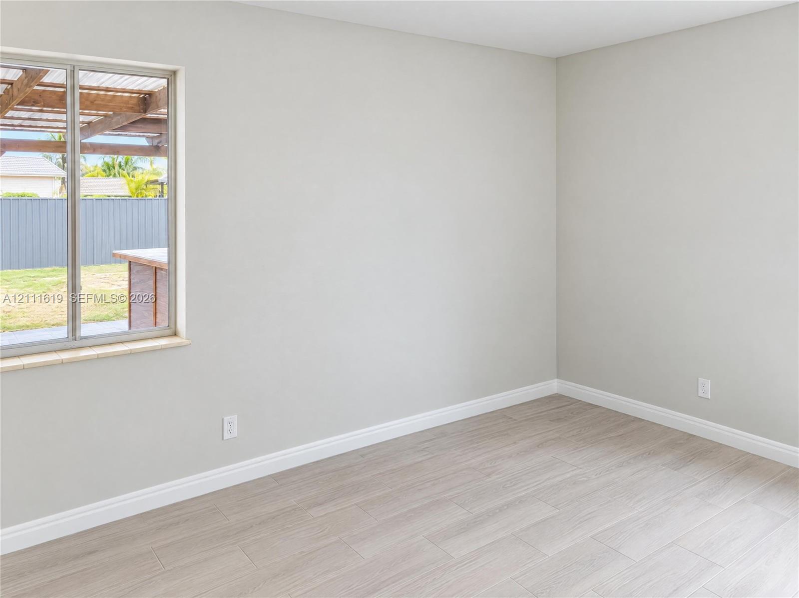 18105 Nw 7th Court Property Photo 4