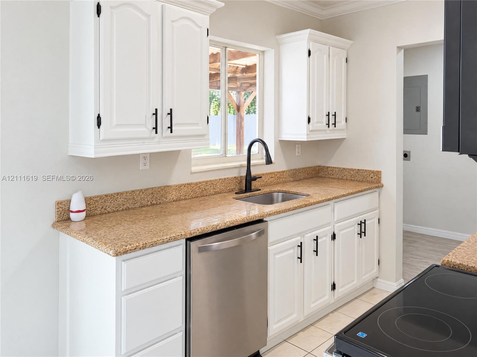 18105 Nw 7th Court Property Photo 6