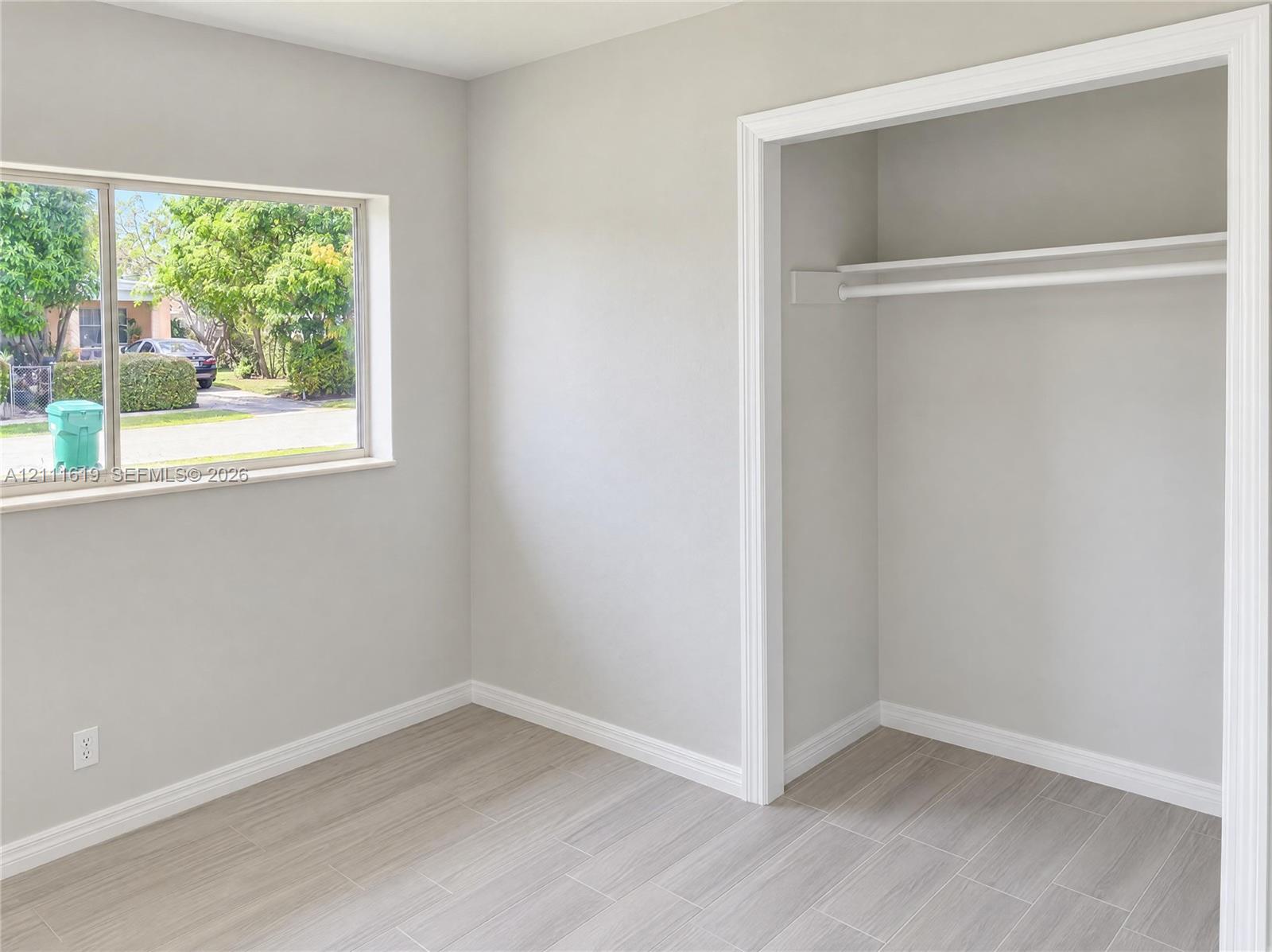 18105 Nw 7th Court Property Photo 12