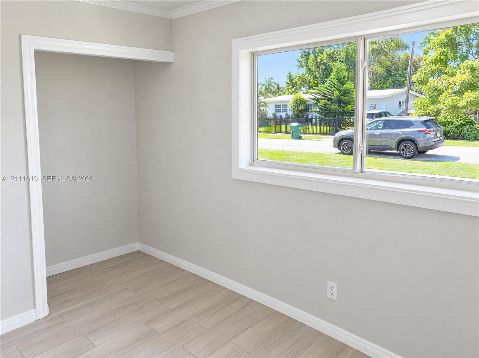 18105 Nw 7th Court Property Photo 14