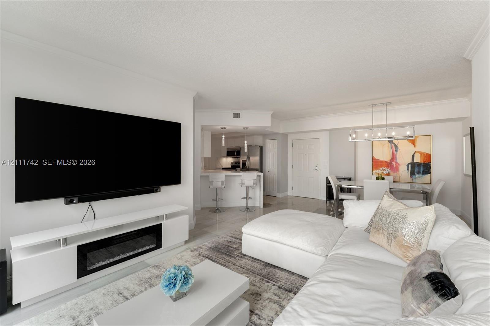 2000 N Bayshore Drive 619 Property Photo 6