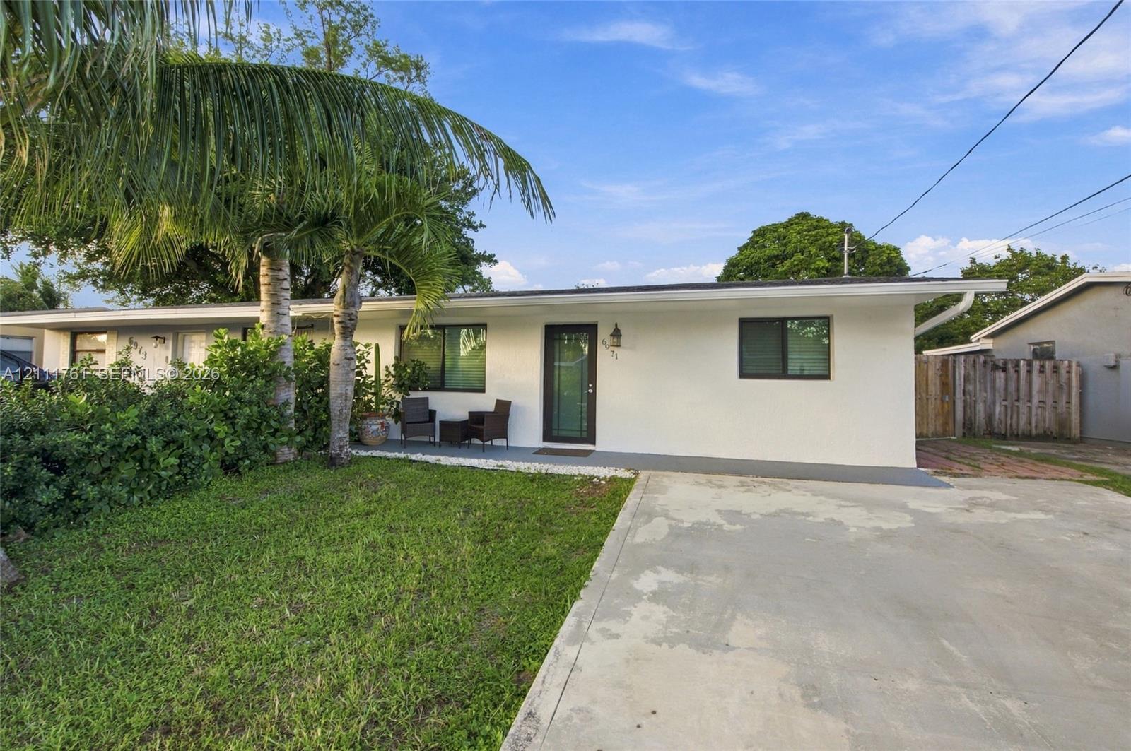 6971 Sw 19th Street Property Photo 1