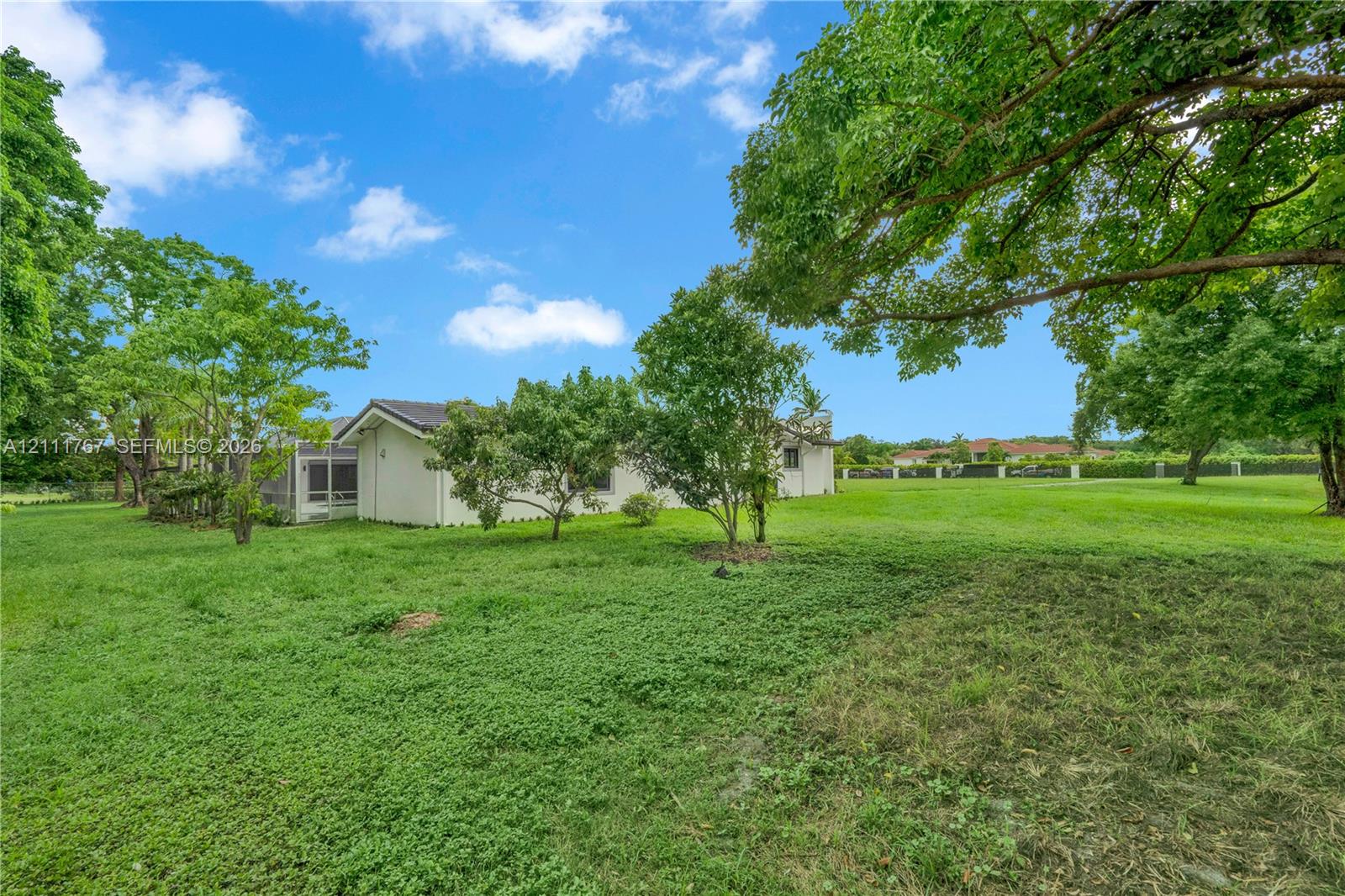 17640 Sw 52nd Court Property Photo 10