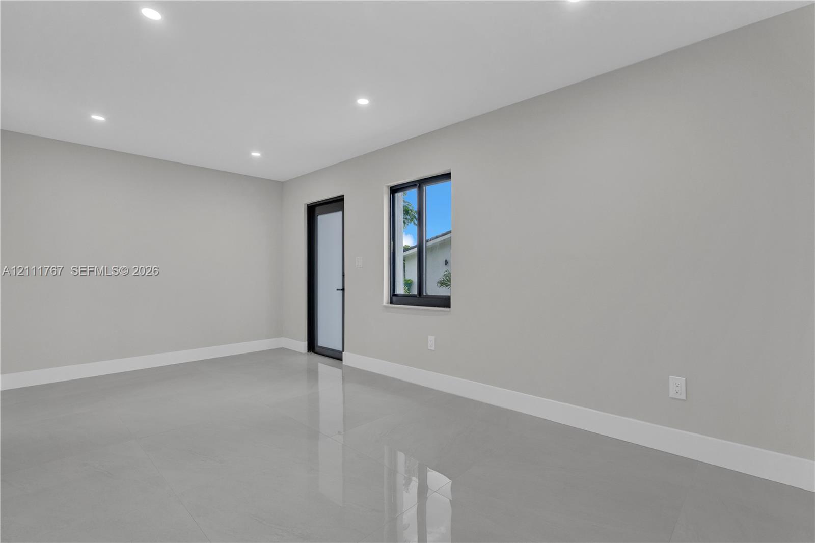 17640 Sw 52nd Court Property Photo 32