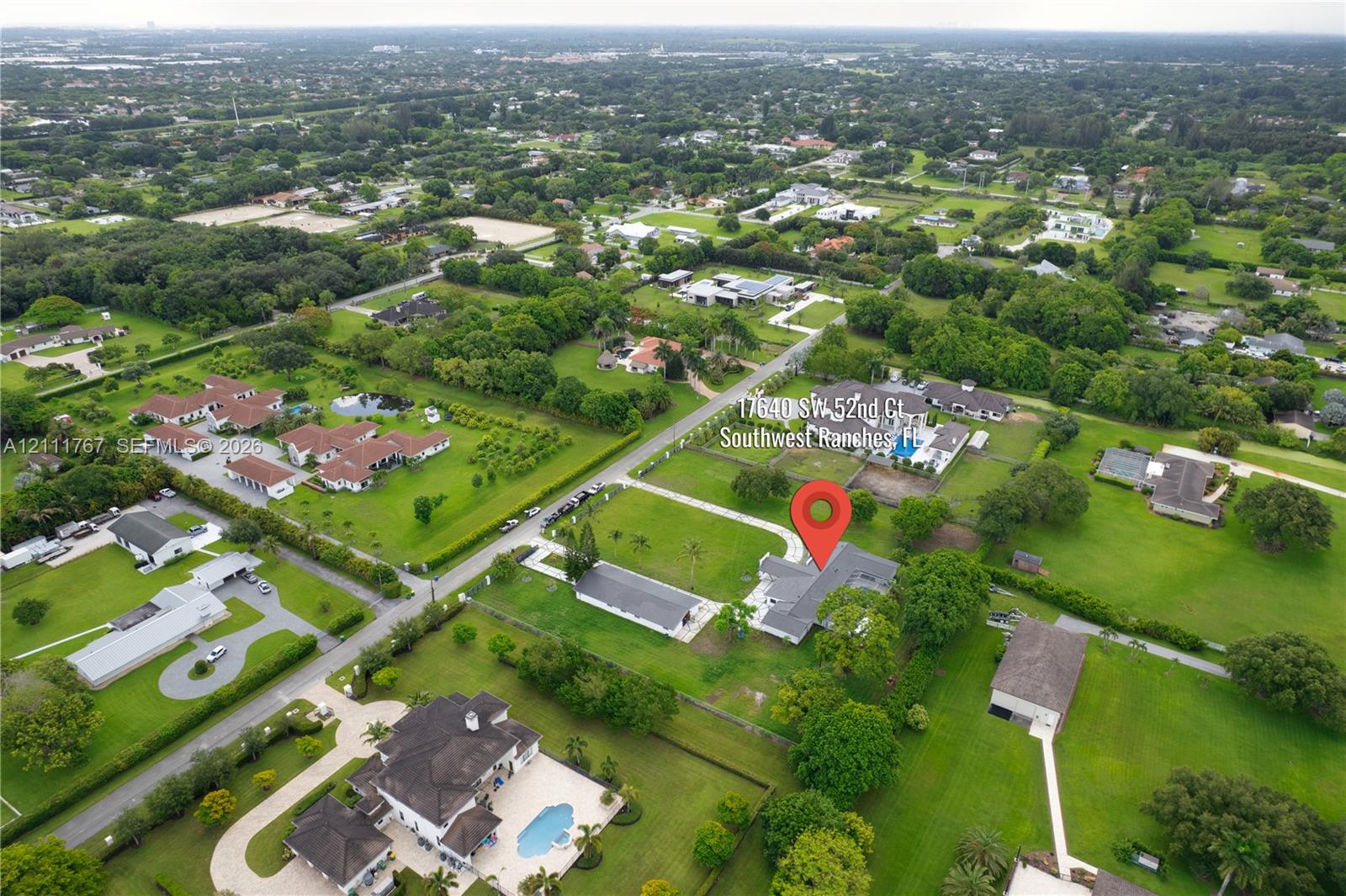 17640 Sw 52nd Court Property Photo 82